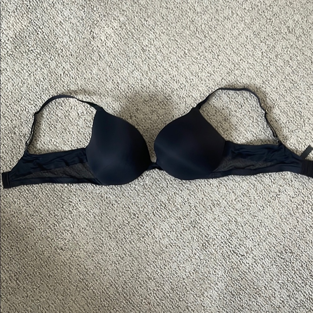 Elegant Black Women's Bra with underwire.